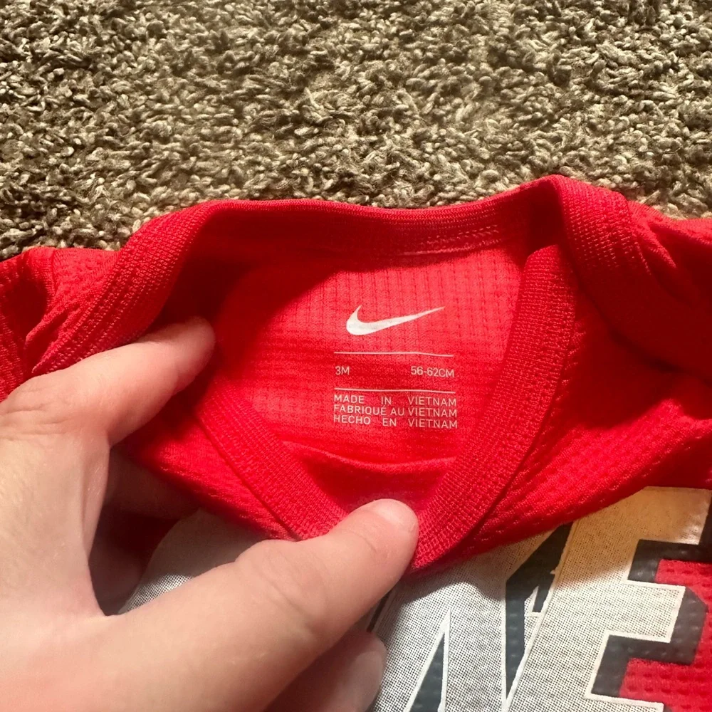 Nike piece baby